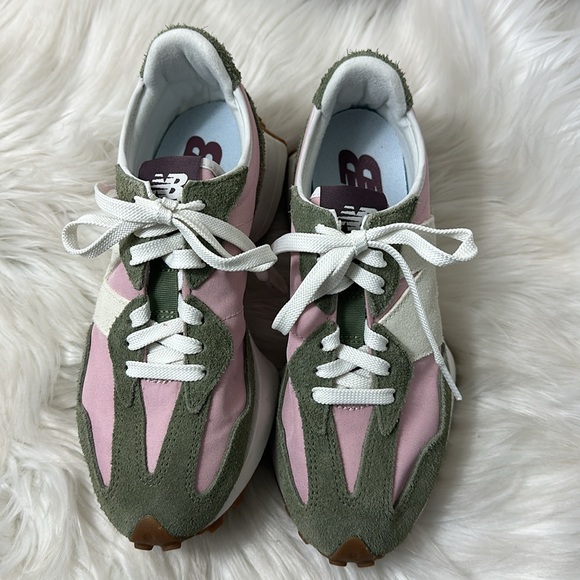 New Balance 327 Khaki & Pink Sneakers 7 - Picture 2 of 9